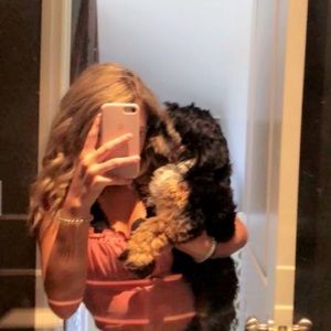 Meet your Posher, Olivia